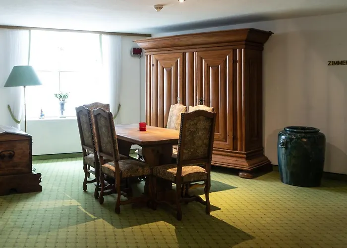 Hotel Stift 3*