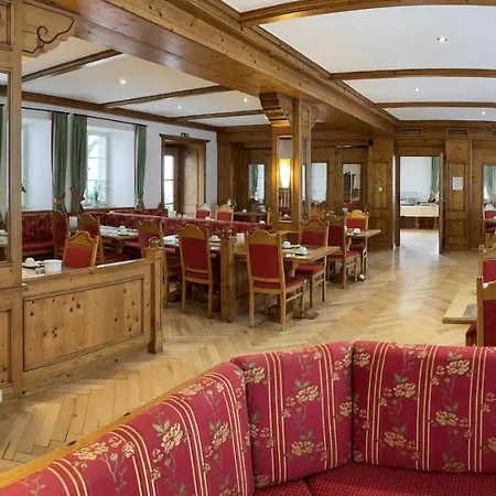 ガストホフ シュティフト ホテル リンダウ