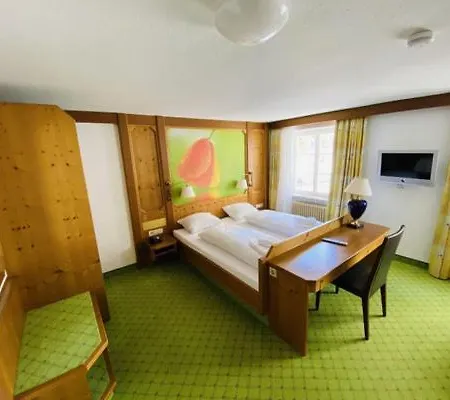 Stift Hotel 3*